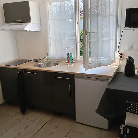 D'hotes Les Macarons De Tata Sainte-Eulalie (Gironde)