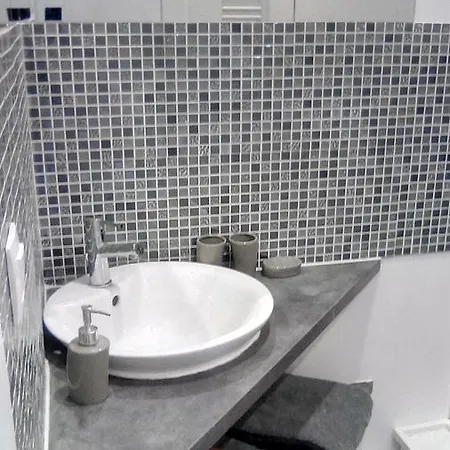 Penzion D'hotes Les Macarons De Tata Sainte-Eulalie (Gironde)