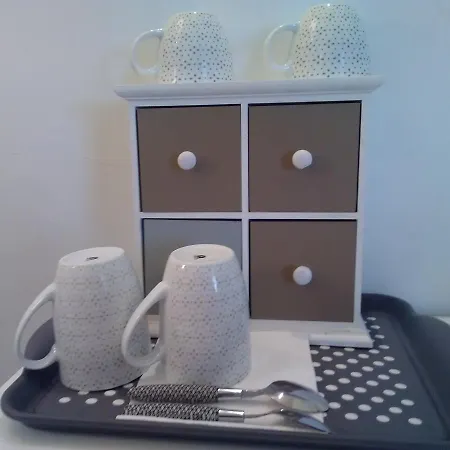 D'hotes Les Macarons De Tata Penzion 3*