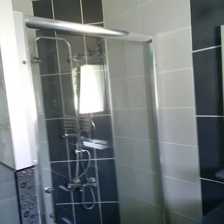 Penzion D'hotes Les Macarons De Tata 3*