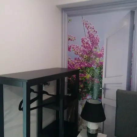 D'hotes Les Macarons De Tata Sainte-Eulalie (Gironde)