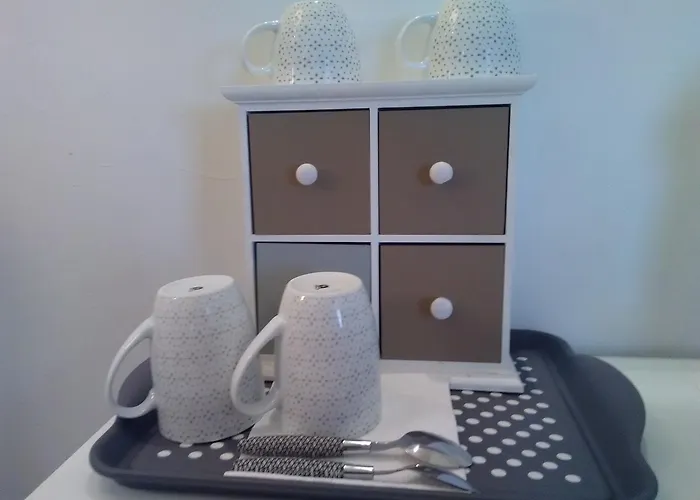 D'hotes Les Macarons De Tata Pensionat 3*